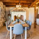 Σπίτι διακοπών My Dalmatia - Authentic Storia With Private Heated Pool