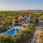 My Dalmatia - Authentic Storia With Private Heated Pool Σπίτι διακοπών