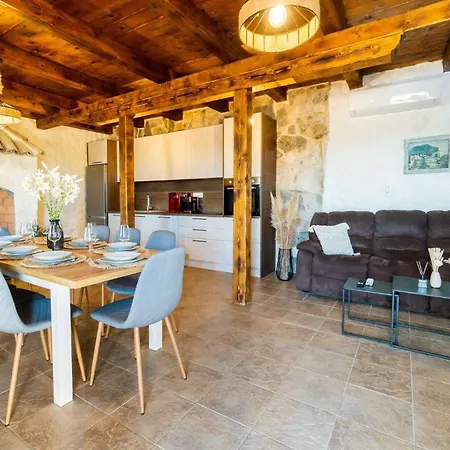 Nyaraló My Dalmatia - Authentic Storia With Private Heated Pool Velika Čista