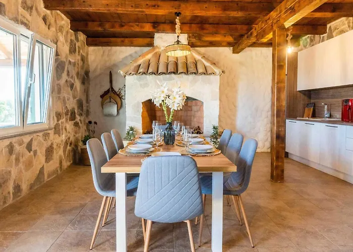 Vakantiehuis My Dalmatia - Authentic Storia With Private Heated Pool