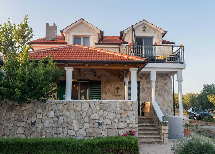 Vakantiehuis My Dalmatia - Authentic Storia With Private Heated Pool *