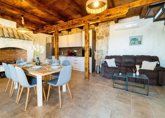 Vakantiehuis My Dalmatia - Authentic Storia With Private Heated Pool Velika Cista (Sibenik-Knin)